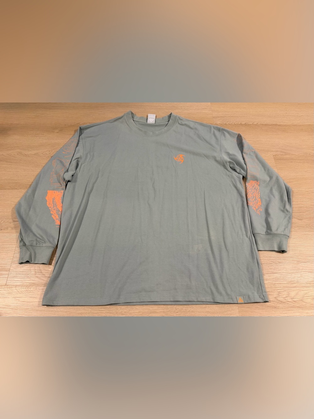 Nike ACG Topo Long Sleeve T-Shirt Mica Green FB8444-330 Mens Size XXL